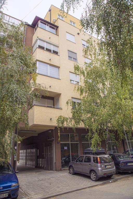 ! Promo! Central Evergreen Studio - Public Parking Area-Fast Wi-Fi Apartment Novi Sad Exterior photo